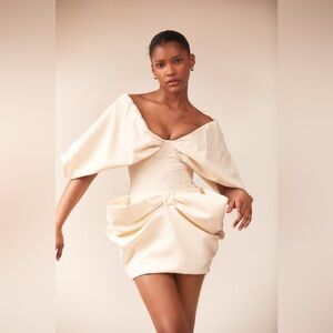 NWOT Zara 2Pcs Ecru Set Bodysuit w Puff Sleeves & Voluminous Skirt w Bow Detail